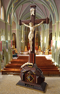 Vision 2016 Tomshack-Poor Handmaids Contemplate the cross crucifix of Poor Handmaids of Jesus Christ